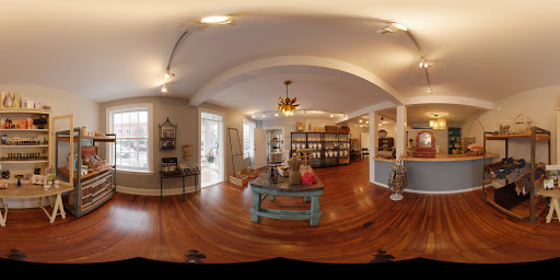 Massage Therapist «Sacred Waters Holistic Spa & Boutique», reviews and photos, 3319 W Cary St, Richmond, VA 23221, USA