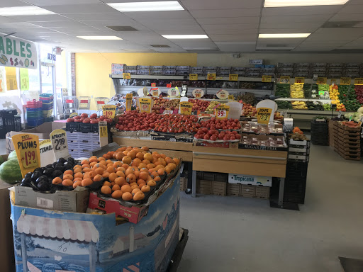 Produce Market «Enfield Produce», reviews and photos, 565 Enfield St, Enfield, CT 06082, USA