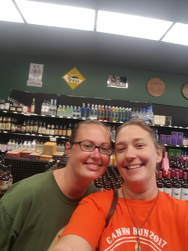 Half Pint Liquors, 2903 Walter Garrett Ln, Oak Grove, KY 42262, USA, 