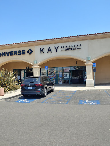 Jewelry Store «Kay Jewelers Outlet», reviews and photos, 690 Ventura Blvd, Camarillo, CA 93010, USA
