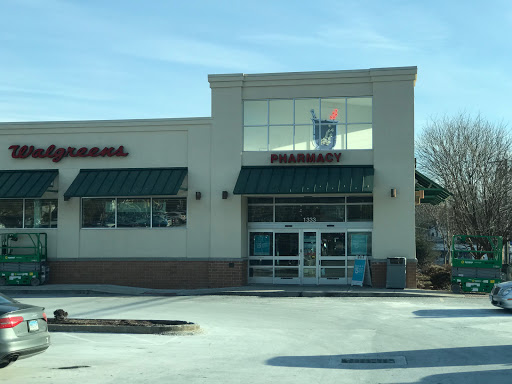 Walgreens, 1333 E Putnam Ave, Riverside, CT 06878, USA, 