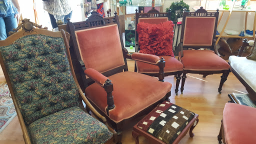 Antique Store «Too Much Stuff Quality Second Hand Treasures», reviews and photos, 1151 Grass Valley Hwy, Auburn, CA 95603, USA