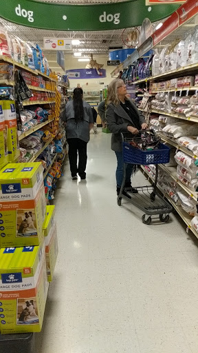 Pet Supply Store «PetSmart», reviews and photos, 889 NE 25th Ave, Hillsboro, OR 97124, USA