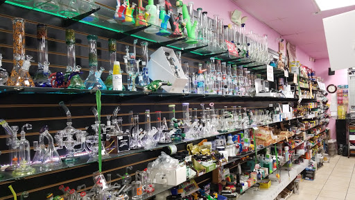 Tobacco Shop «Smoke shop & vape shop», reviews and photos, 10807 Beverly Blvd, Whittier, CA 90601, USA