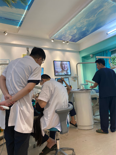 Af1qipnsagdovqcdbzd Hq2t4vjmbw3ay3ijmrvdnn4d