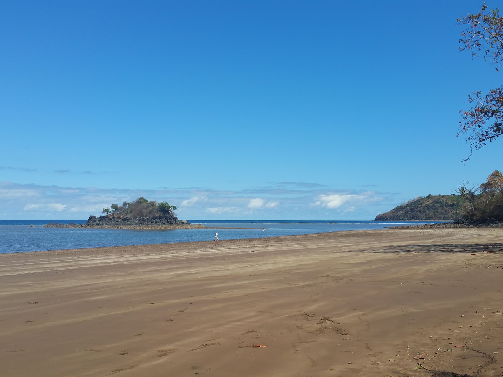 Foto af Sohoa Beach med rummelig bugt