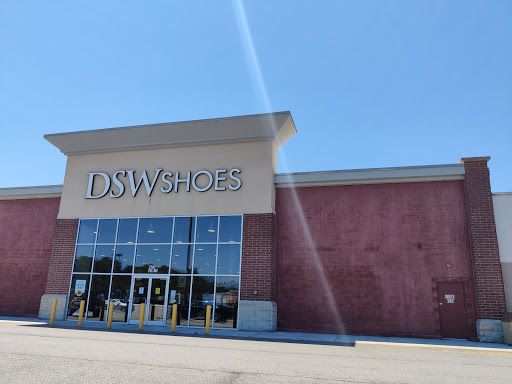 Shoe Store «DSW Designer Shoe Warehouse», reviews and photos, 2701 N Mall Dr, Virginia Beach, VA 23452, USA