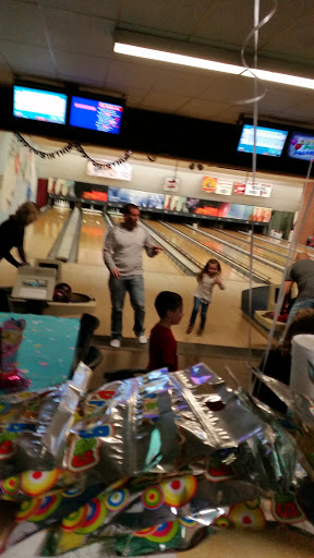 Bowling Alley «St Charles Lanes», reviews and photos, 2187 1st Capitol Dr, St Charles, MO 63301, USA