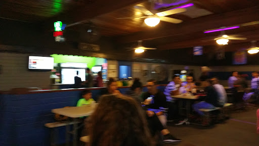 Roller Skating Rink «Rollero Family Roller Skating Center LLC», reviews and photos, 7318 W Indian School Rd, Phoenix, AZ 85033, USA