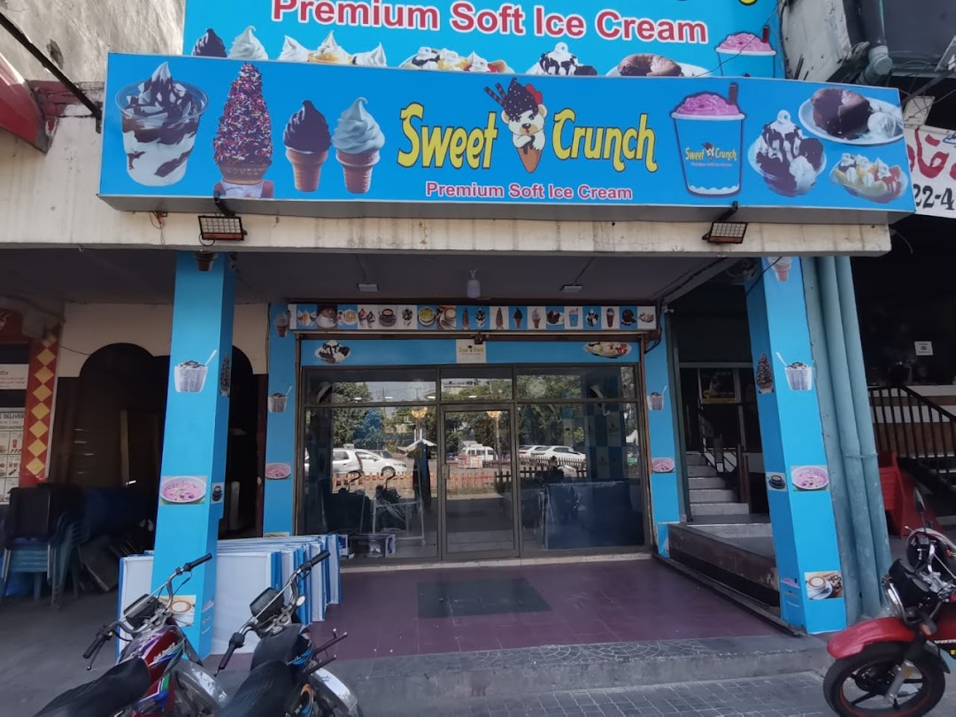 Sweet crunch ( ice cream parlour )