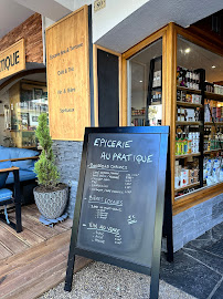 Photos du propriétaire du Café Au Pratique à Samoëns - n°4