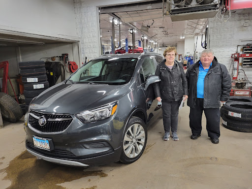 Used Car Dealer «Tom Sparks Auto», reviews and photos, 216 S 1st St, DeKalb, IL 60115, USA