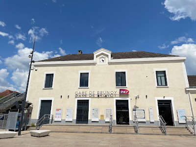 Relay France à Brunoy