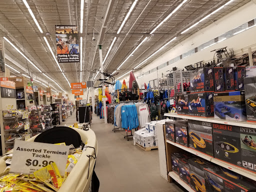 Department Store «Mills Fleet Farm», reviews and photos, 8400 Lakeland Ave N, Brooklyn Park, MN 55445, USA