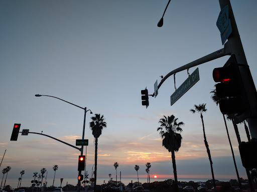 Clothing Store «Patagonia Cardiff-by-The-Sea», reviews and photos, 2185 San Elijo Ave, Cardiff, CA 92007, USA