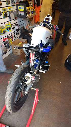 Reviews of Vinnys Motorcycles in Telford - Auto repair shop