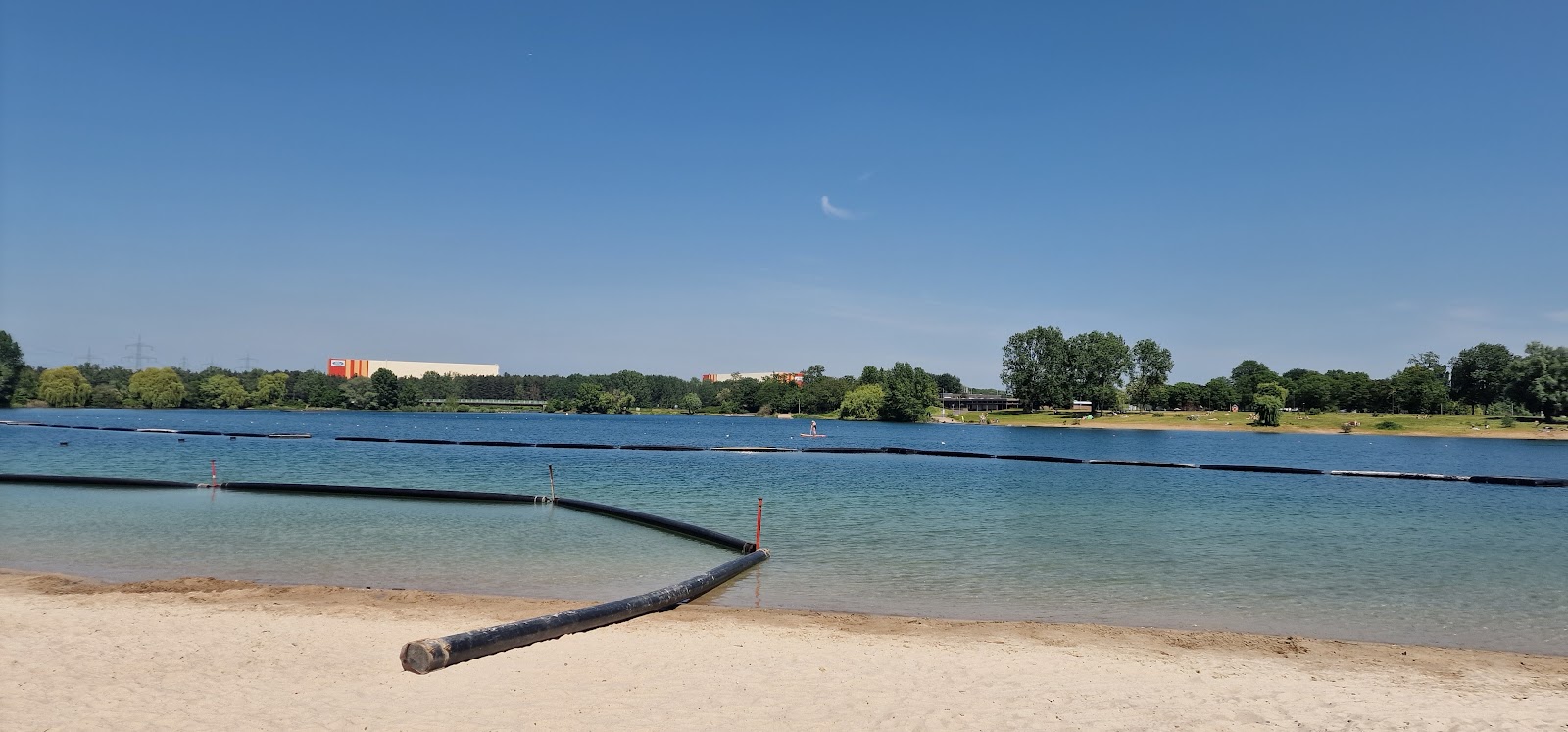 Photo of Blackfoot Beach with bright sand surface