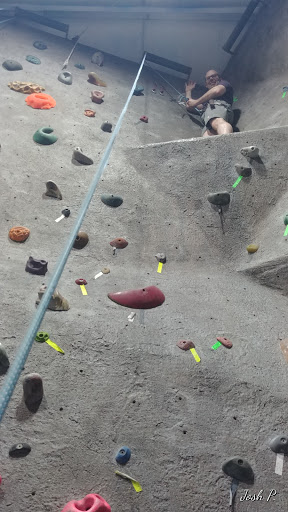 Rock Climbing Gym «Vertical Dreams - Nashua», reviews and photos, 25 E Otterson St, Nashua, NH 03060, USA