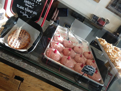 Donut Shop «Donut Bar + Coffee», reviews and photos, 29039 Southfield Rd, Southfield, MI 48076, USA