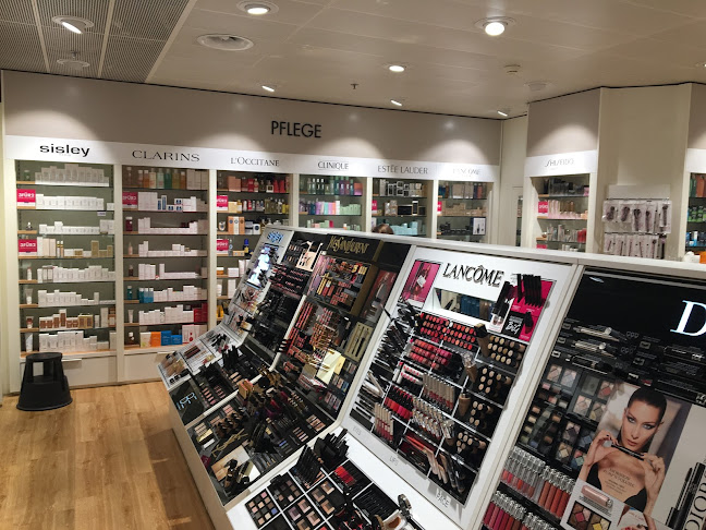 Rezensionen über Marionnaud Parfumeries in Glarus - Kosmetikgeschäft