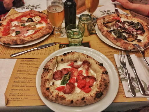 Trattoria e pizzeria Olive & Capperi in San Lazzaro, Città Metropolitana di Bologna