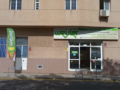 Centro de Formación Weyler cruce con, Av. de los Majuelos, C. San Francisco de Borjas, 66A, 38108 La Laguna, Santa Cruz de Tenerife, España