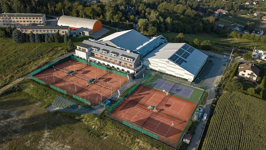 Tennis & Country Club Hotel Władysława Hermana 18, 32-085 Giebułtów, Polska