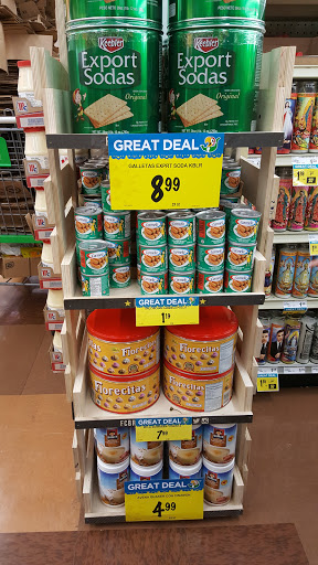 Mexican Grocery Store «Fiesta Mart», reviews and photos, 1300 E Pioneer Pkwy, Arlington, TX 76010, USA