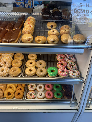 Donut Shop «S H Donuts», reviews and photos, 5313 Manor Rd, Austin, TX 78723, USA