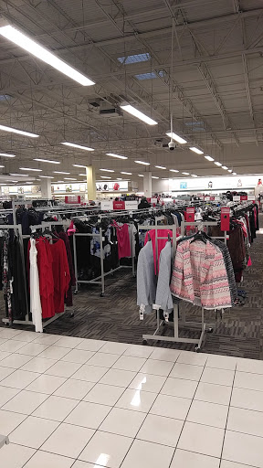 Clothing Store «Burlington Coat Factory», reviews and photos, 3333 N State Rd 7, Lauderdale Lakes, FL 33319, USA