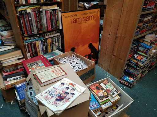 Magazine Store «Book Castle-Movie World», reviews and photos, 212 N San Fernando Blvd, Burbank, CA 91502, USA