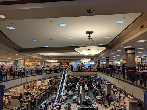 Book Store «Barnes & Noble», reviews and photos, 98 Middlesex Turnpike, Burlington, MA 01803, USA