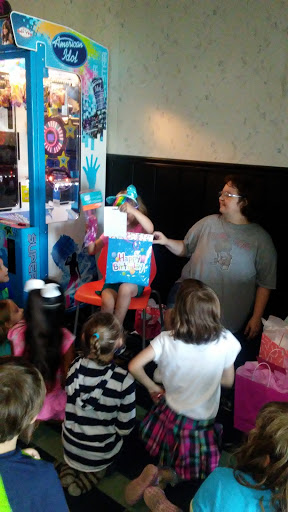 Sports Bar «Ledgeview Lanes Inc», reviews and photos, 170 Prairie Rd, Fond du Lac, WI 54935, USA