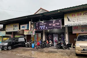 Alam salon Cirebon image