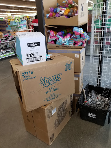 Dollar Store «Dollar Tree», reviews and photos, 912 River St Ste 100, Hyde Park, MA 02136, USA