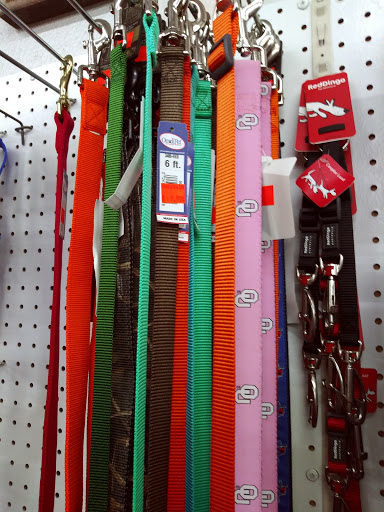 Pet Supply Store «Red Dog Hound & Pet Supply», reviews and photos, 3017 S Sheridan Rd, Tulsa, OK 74129, USA