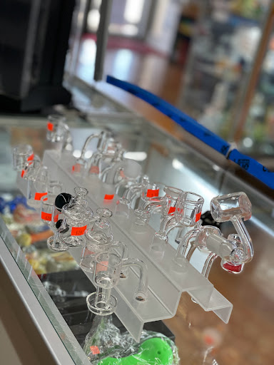 Tobacco Shop «Naga smoke shop», reviews and photos, 7540 N Dale Mabry Hwy, Tampa, FL 33614, USA