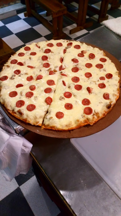 jeremy pizza y lasagna