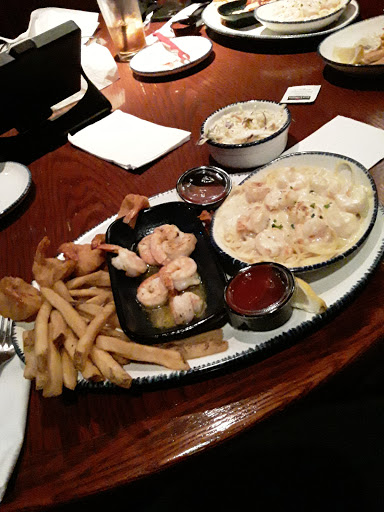 Shopping Mall «Riverdale Plaza Shopping Center», reviews and photos, 1044 W Mercury Blvd, Hampton, VA 23666, USA