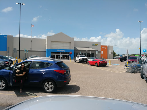 Department Store «Walmart Supercenter», reviews and photos, 2401 Highway 35 N, Rockport, TX 78382, USA