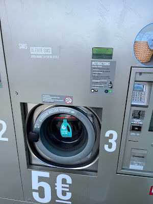 Laverie Revolution laundry à Nozay