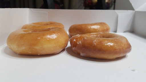 Bakery «Krispy Kreme Doughnuts», reviews and photos, 222 E. FM 1382, Cedar Hill, TX 75104, USA