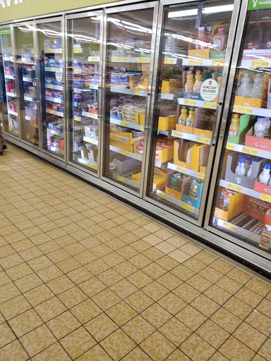 Supermarket «ALDI», reviews and photos, 7235 39th St, Lyons, IL 60534, USA