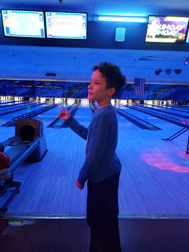Bowling Alley «Brunswick Zone Hazlet Lanes», reviews and photos, 1400 Route Number 36, Hazlet, NJ 07730, USA