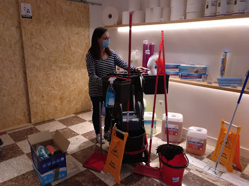 &Morales Distribución y Limpieza en Laredo, Santander