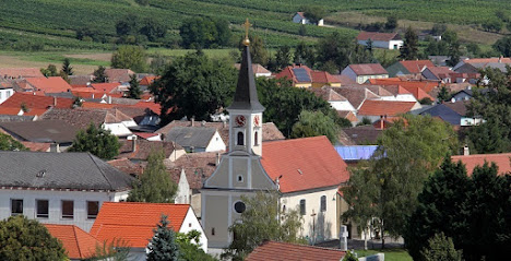 Katholische Kirche Alberndorf im Pulkautal (St. Laurenz)