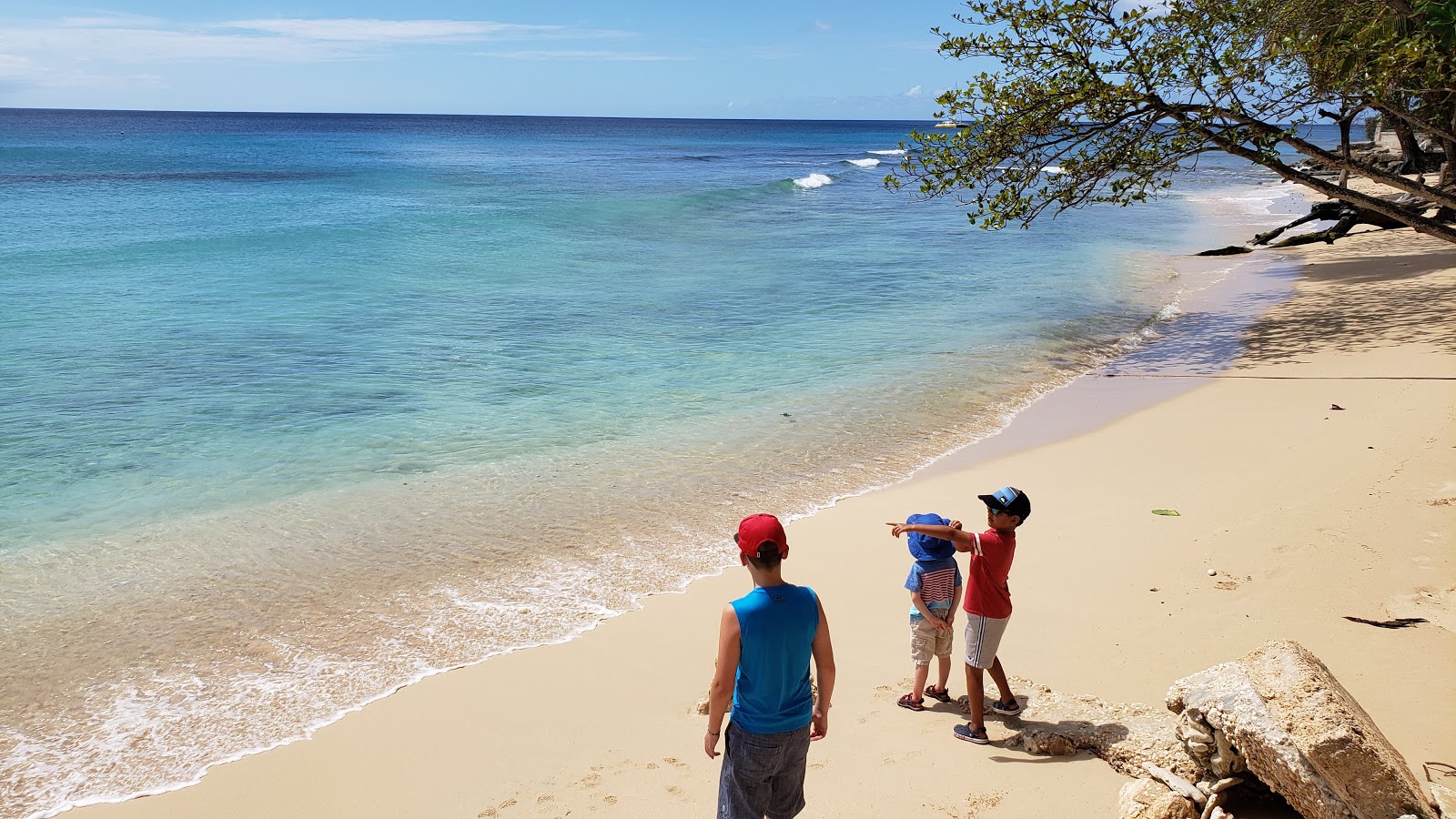 Foto von Weston beach mit heller feiner sand Oberfläche