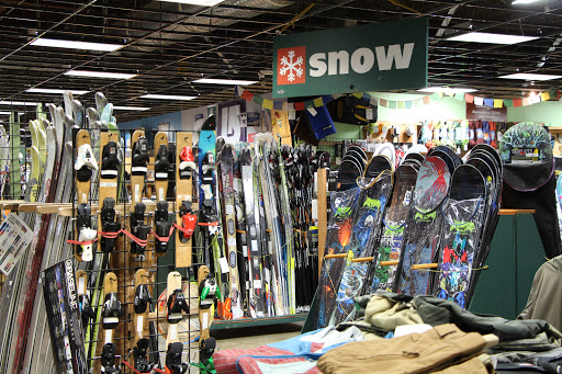 Snowboard rental service Santa Clara