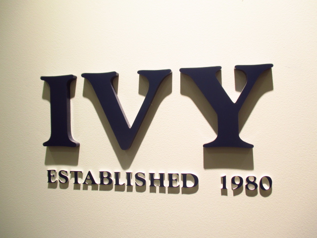 IVY(アイヴィ)