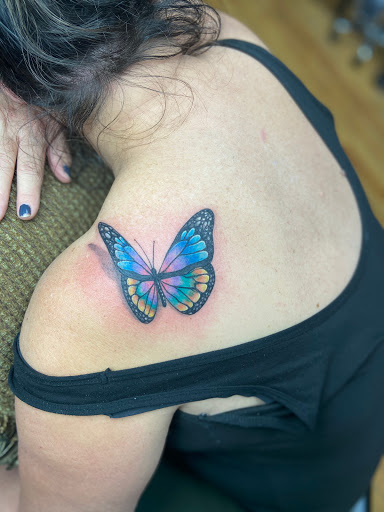 Tattoo Shop «Inkfected Tattoos LLC», reviews and photos, 3740 Glenmore Ave, Cincinnati, OH 45211, USA